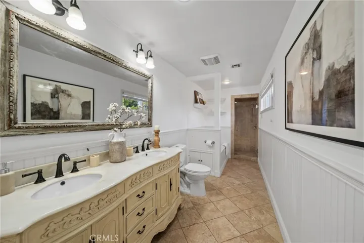 23000 Brenford Street, Woodland Hills, California 91364