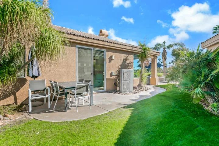 60 SIDE PATIO MLS