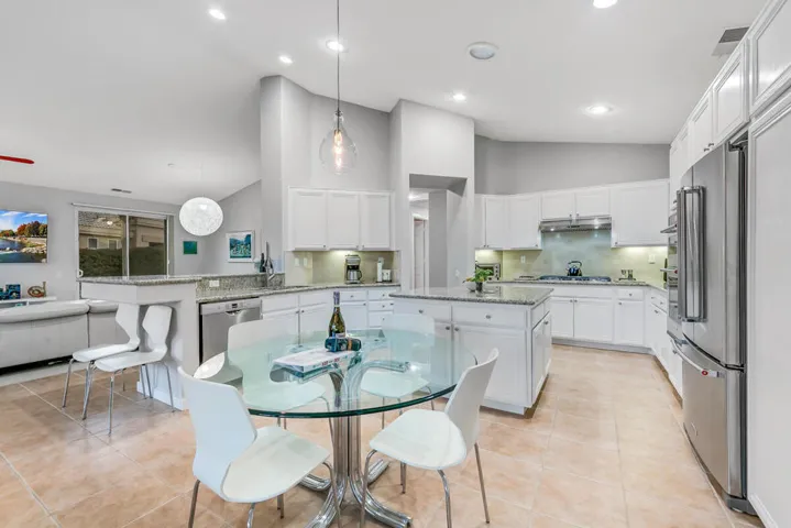 44 KITCHEN MLS
