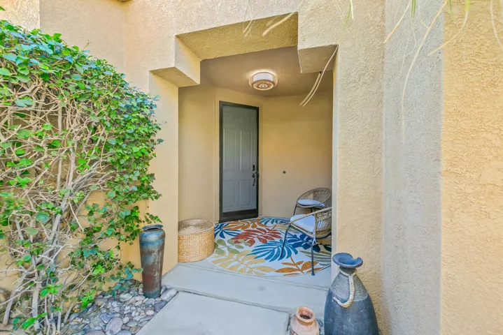31 ENTRY MLS