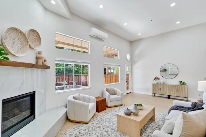 71 Tyrella Court, Mountain View, California 94043