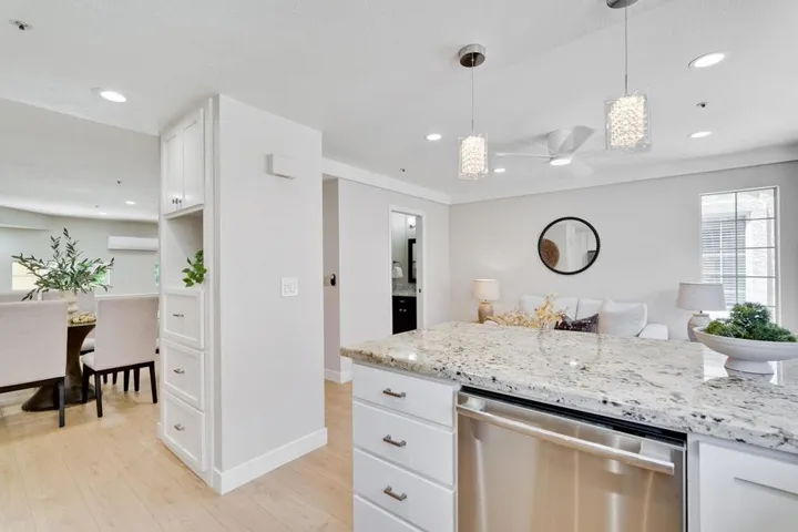 71 Tyrella Court, Mountain View, California 94043