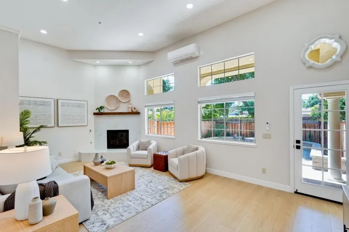 71 Tyrella Court, Mountain View, California 94043
