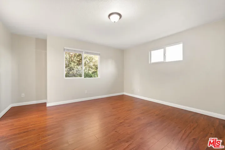 9155 Cedros Avenue 1, Panorama City, California 91402