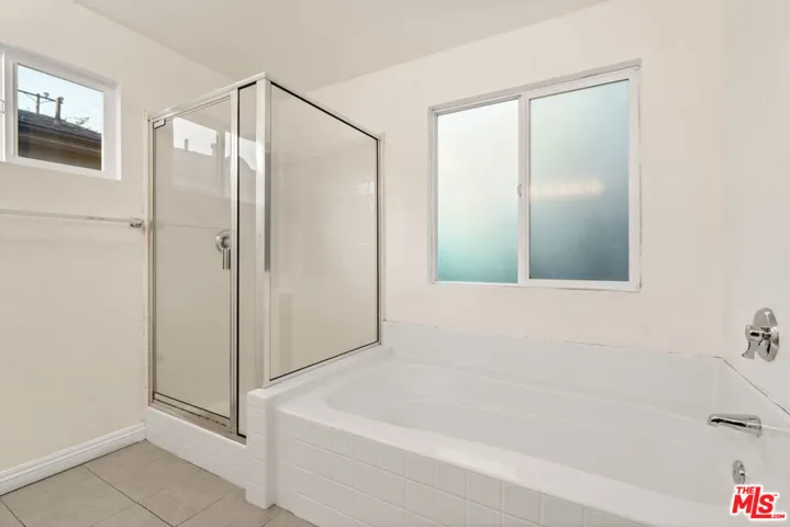 9155 Cedros Avenue 1, Panorama City, California 91402