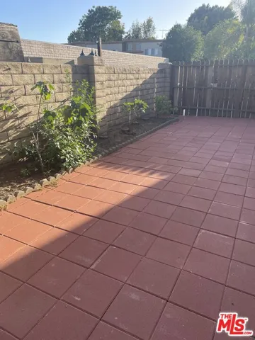 9155 Cedros Avenue 1, Panorama City, California 91402