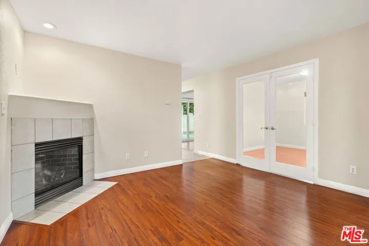 9155 Cedros Avenue 1, Panorama City, California 91402