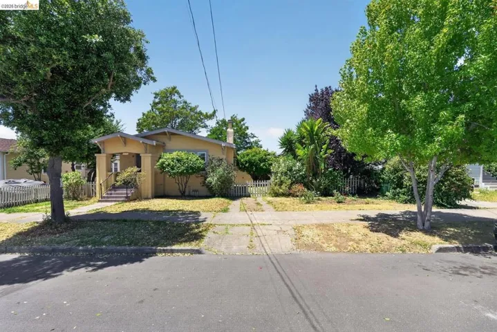 2701 Octavia St, Oakland, California 94619
