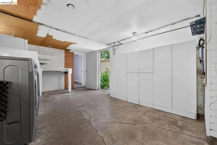 2701 Octavia St, Oakland, California 94619