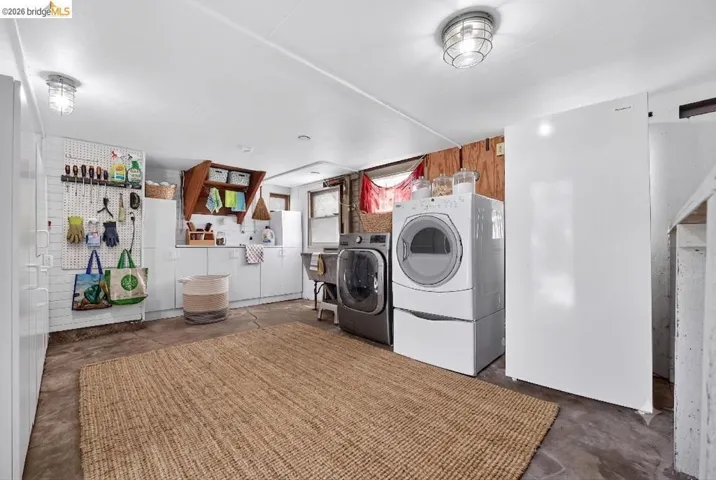 2701 Octavia St, Oakland, California 94619