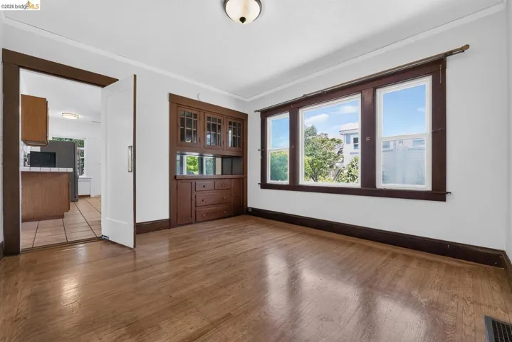 2701 Octavia St, Oakland, California 94619