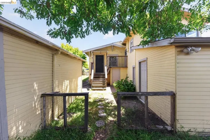 2701 Octavia St, Oakland, California 94619