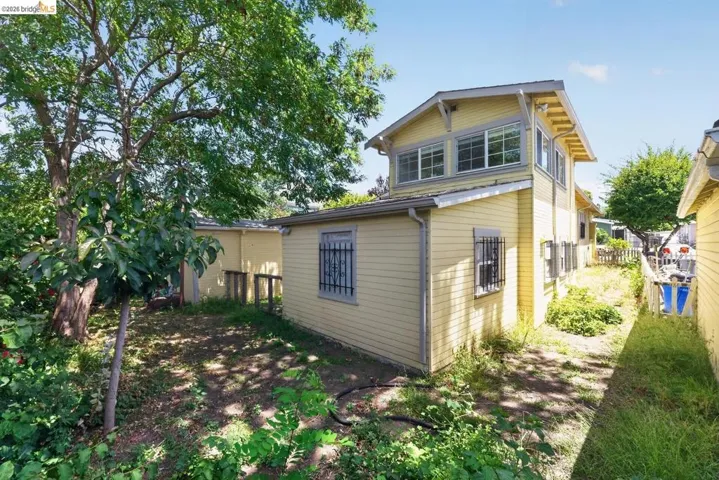2701 Octavia St, Oakland, California 94619