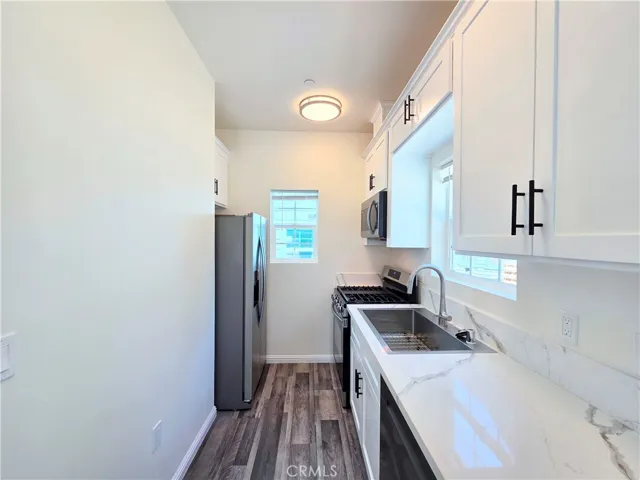 4165 A Country Club Drive, Long Beach, California 90807