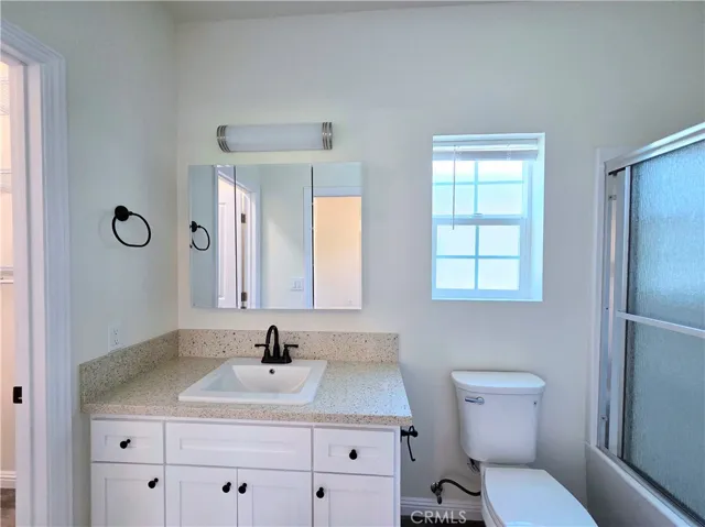4165 A Country Club Drive, Long Beach, California 90807