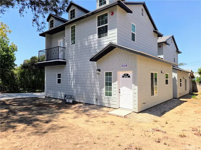 4165 A Country Club Drive, Long Beach, California 90807