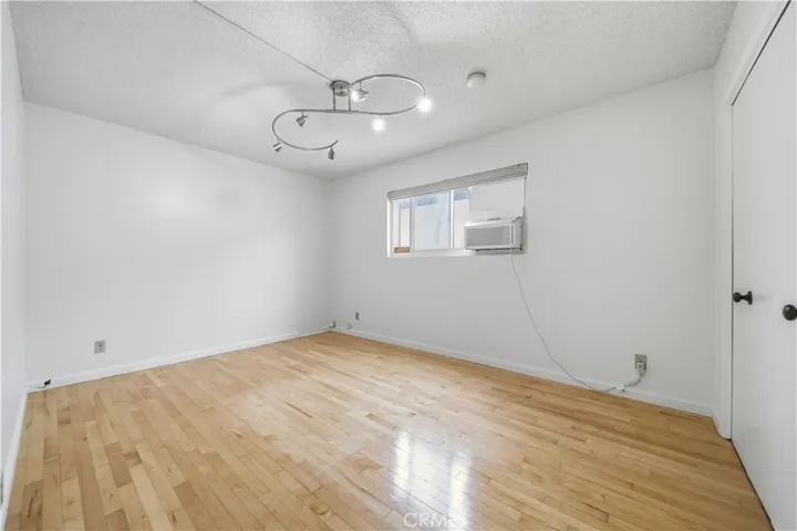 28 16th Street, Hermosa Beach, California 90254