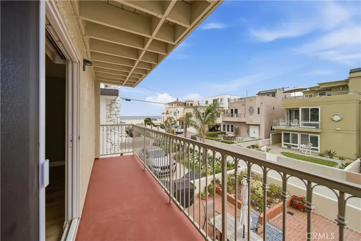 28 16th Street, Hermosa Beach, California 90254