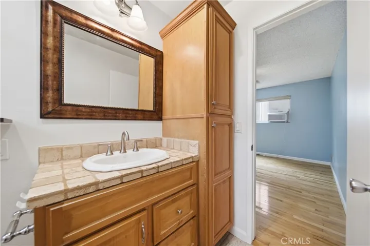 28 16th Street, Hermosa Beach, California 90254