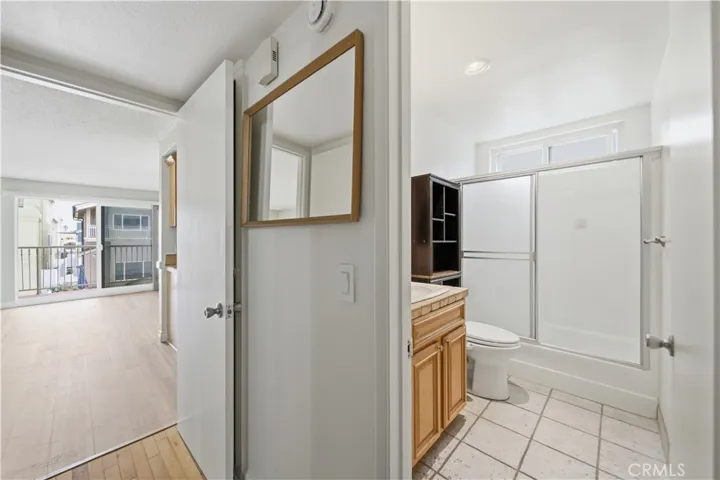 28 16th Street, Hermosa Beach, California 90254