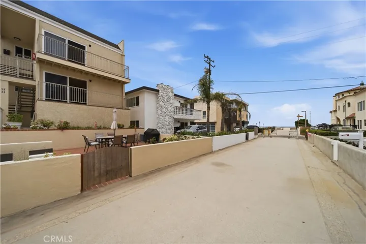 28 16th Street, Hermosa Beach, California 90254