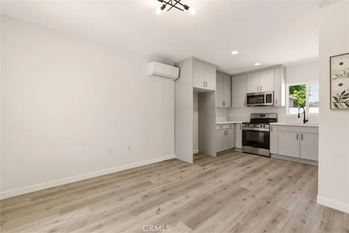2155 Euclid Avenue A, Long Beach, California 90815