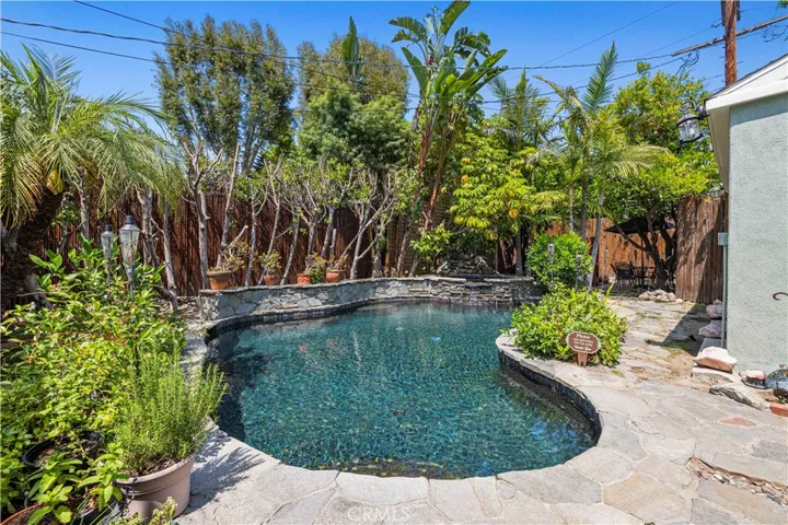 4416 Morella Avenue, Studio City, California 91607