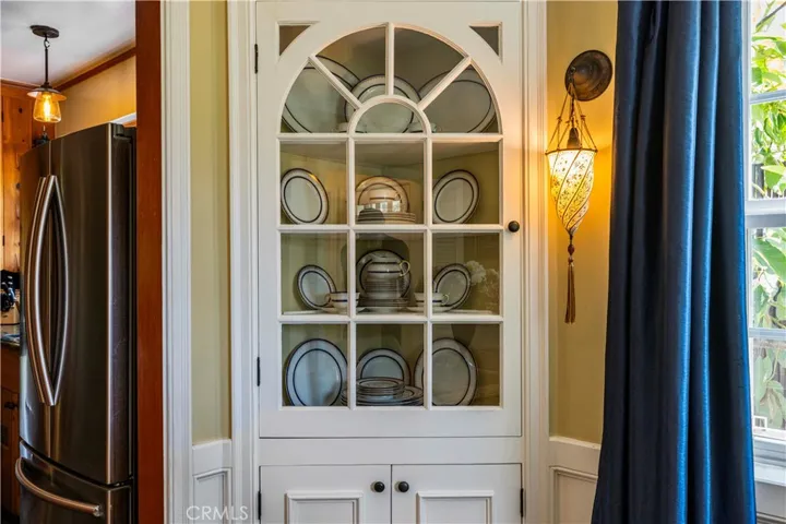 4416 Morella Avenue, Studio City, California 91607
