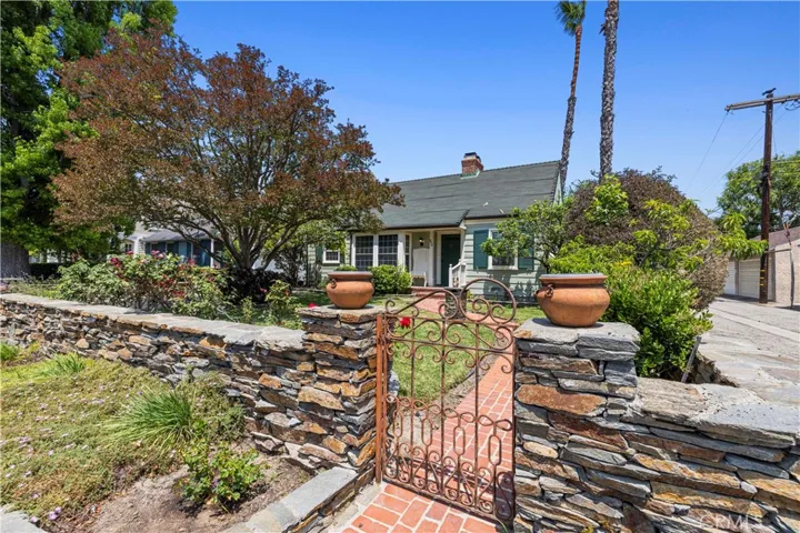 4416 Morella Avenue, Studio City, California 91607
