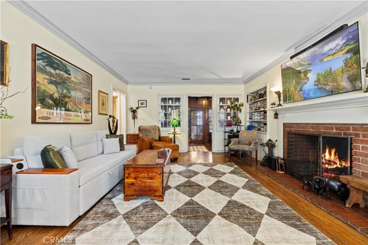 4416 Morella Avenue, Studio City, California 91607