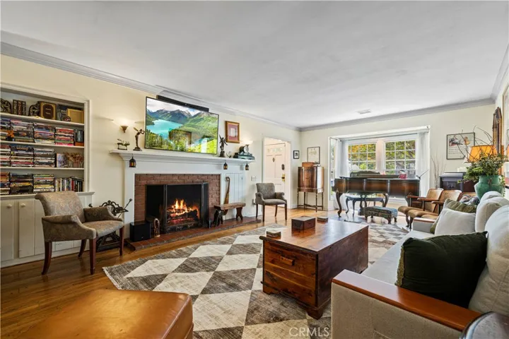 4416 Morella Avenue, Studio City, California 91607