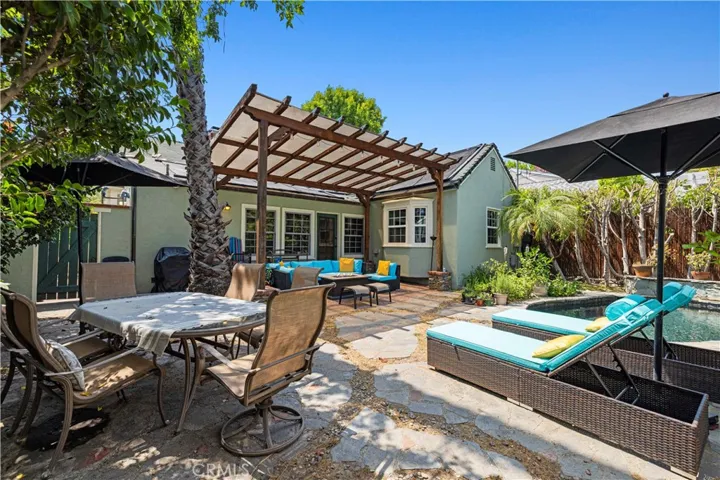 4416 Morella Avenue, Studio City, California 91607