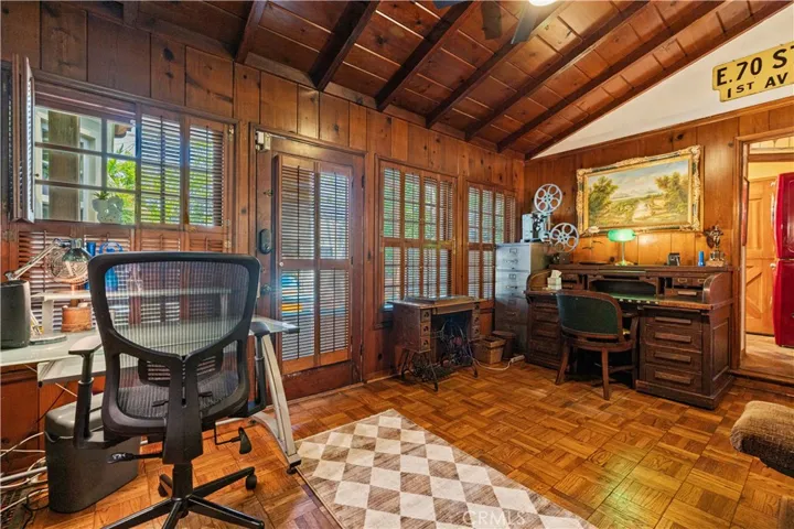 4416 Morella Avenue, Studio City, California 91607