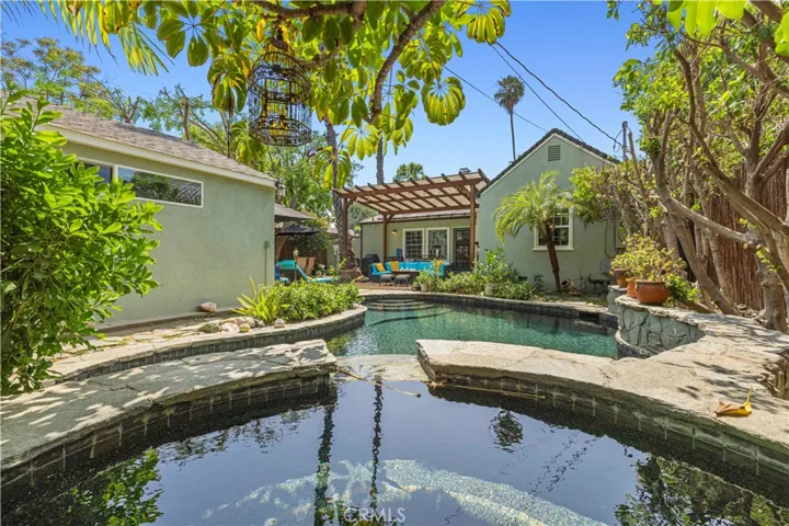4416 Morella Avenue, Studio City, California 91607