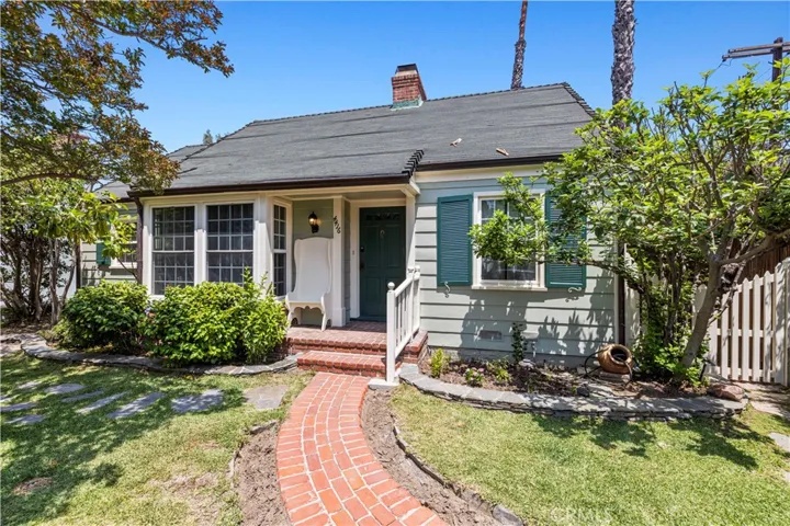 4416 Morella Avenue, Studio City, California 91607