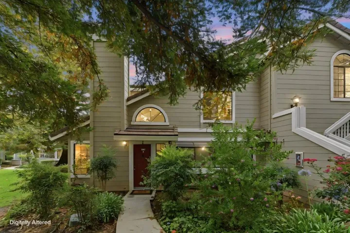 2561 Yerba Bank, San Jose, California 95121