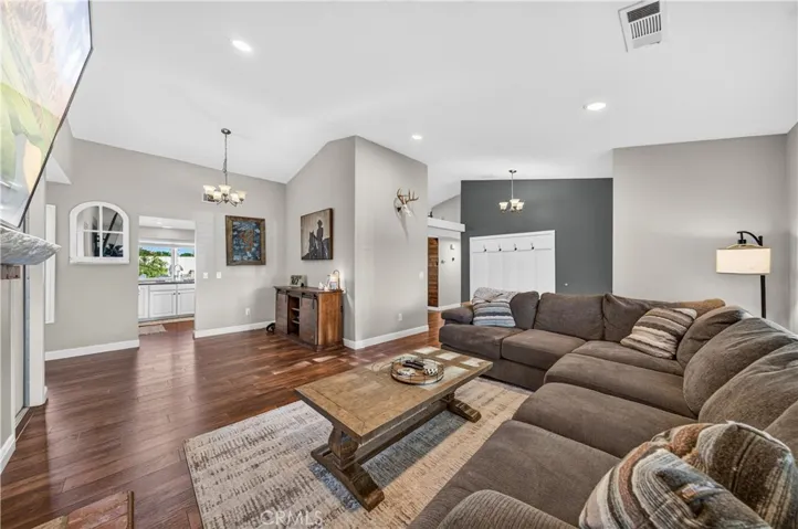 34740 Jennifer, Wildomar, California 92595