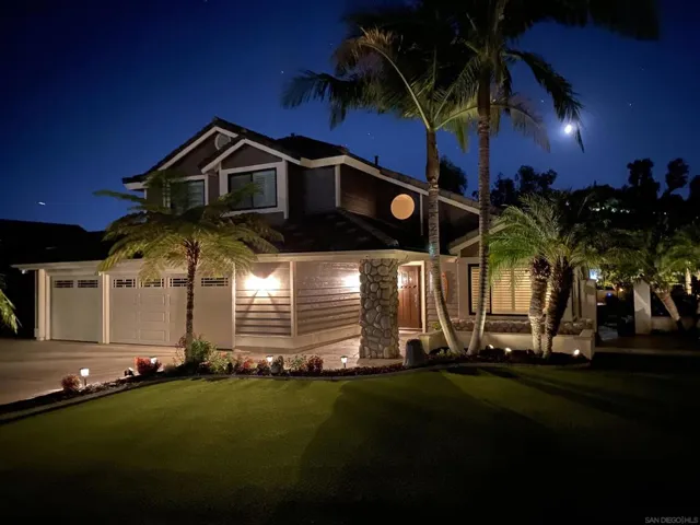 1141 Sundale Rd, El Cajon, California 92019