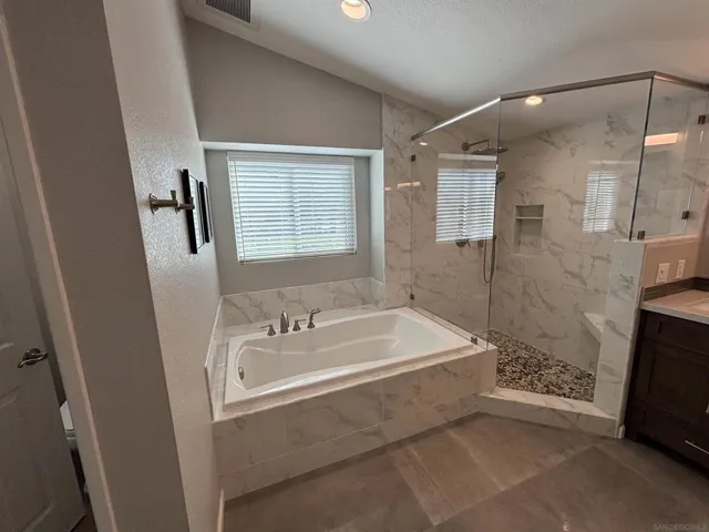 1141 Sundale Rd, El Cajon, California 92019