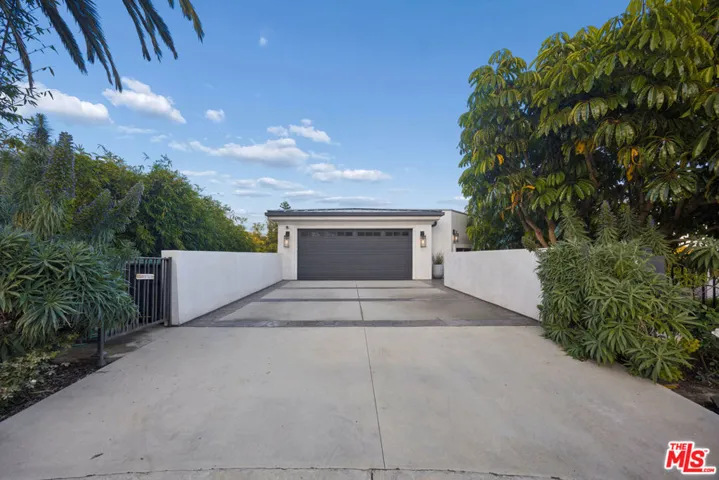 28935 W Beach Lane, Malibu, California 90265