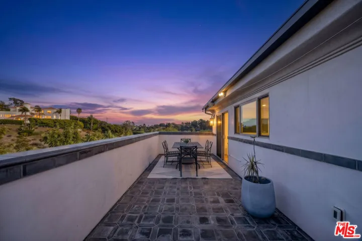 28935 W Beach Lane, Malibu, California 90265
