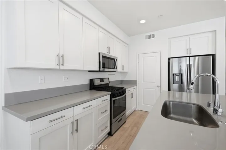 1803 Sonata, La Habra, California 90631