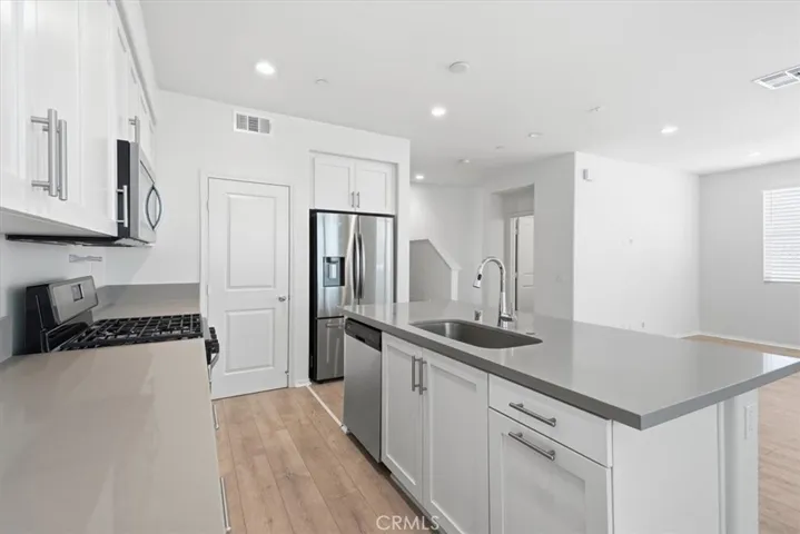 1803 Sonata, La Habra, California 90631