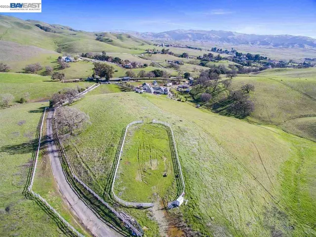 3329 Little Valley Rd, Sunol, California 94586 — photo 5