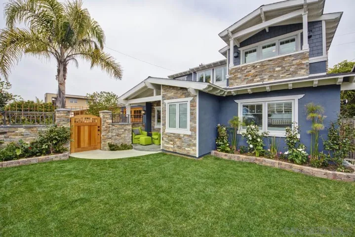 332 N Sierra Ave, Solana Beach, California 92075