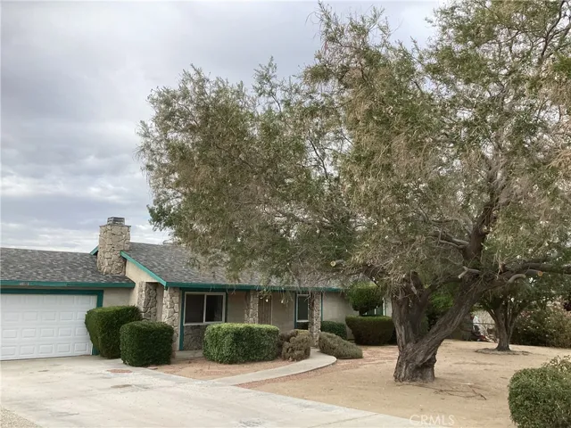 14556 Mojave Street, Hesperia, California 92345