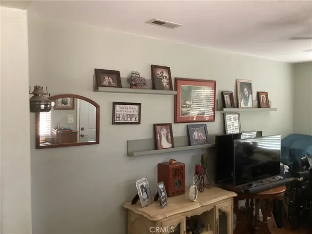 14556 Mojave Street, Hesperia, California 92345