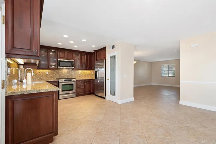 23133 Teil Glen Road, Wildomar, California 92595