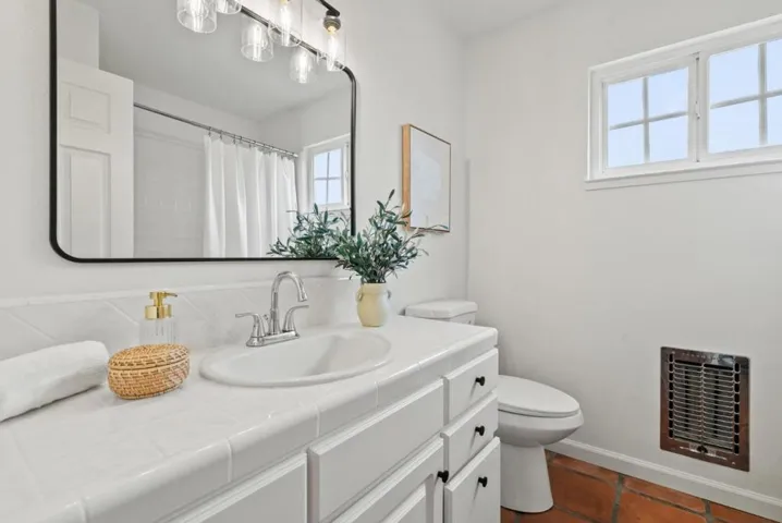 210 Park Avenue, Santa Cruz, California 95062