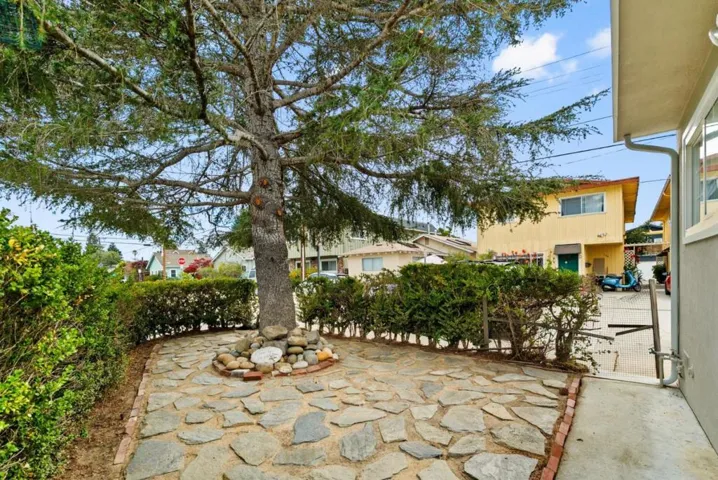 210 Park Avenue, Santa Cruz, California 95062